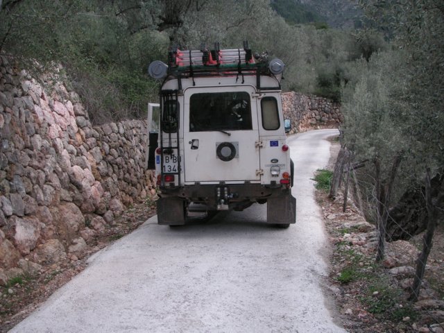 VEHICULO TRABAJO2 RIESGO ELECTRICO